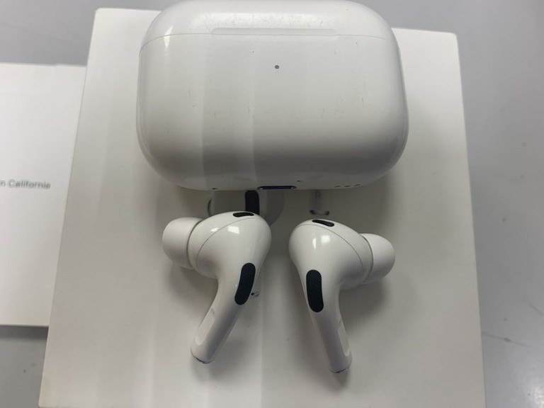 Распродажа Apple airpods pro 2nd generation magsafe, продавец Техноскарб