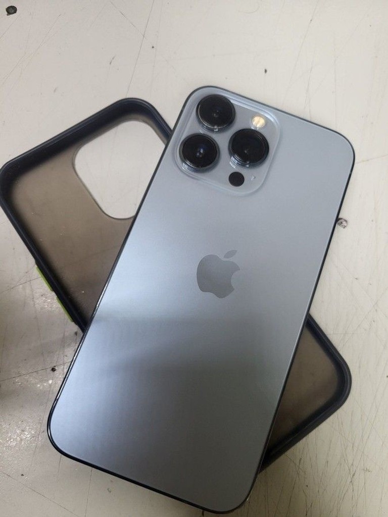 Купить Apple iphone 13 pro 128gb Б/У