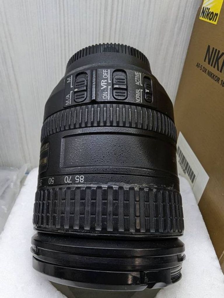 Nikon nikkor af-s 16-85mm f/3.5-5.6g ed vr dx