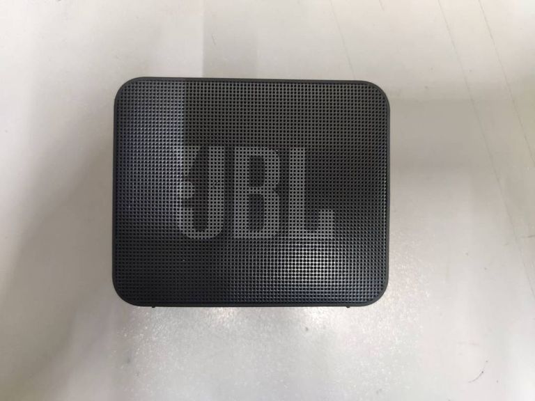 Купити Jbl go essential Б/У