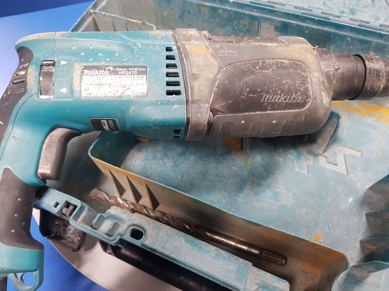 Makita hr 2470