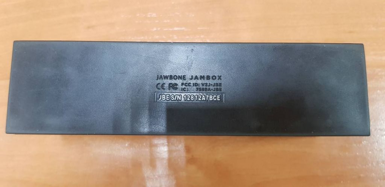 Jawbone jambox