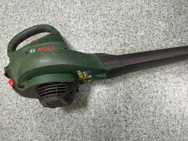 Bosch Universal GardenTidy 3000 (06008B1001)