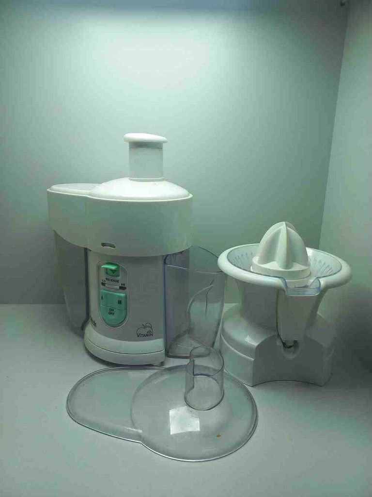 Купити Vitek VT-1600 Б/У