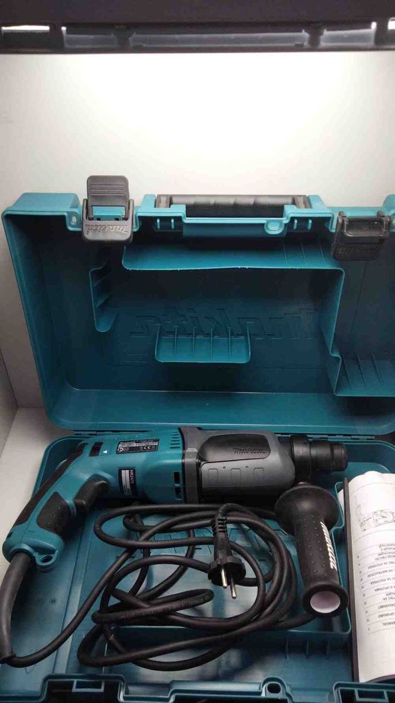 Купити Makita HR2470 Б/У
