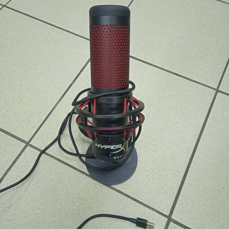 Дешево Hyperx quadcast з ломбарду