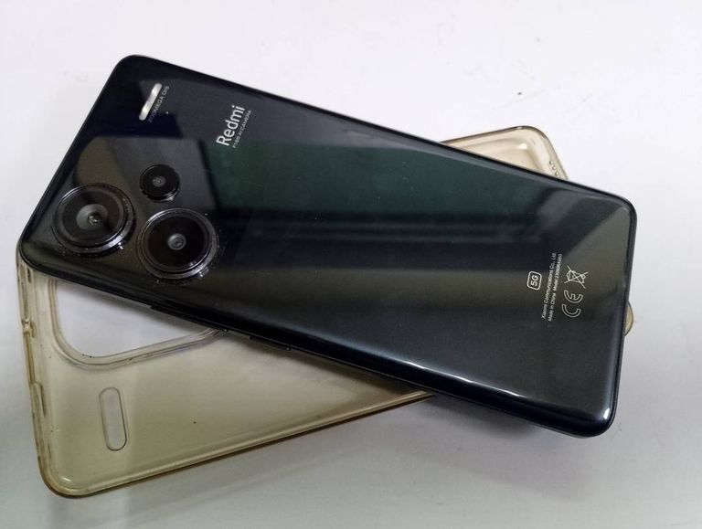 Объявление Xiaomi redmi note 13 pro+ 8/256gb Б/У