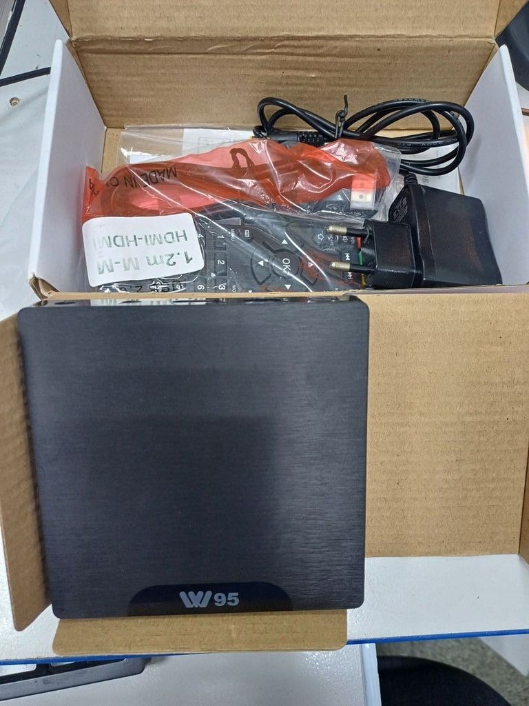 Дешево Beelink w95 з ломбарду