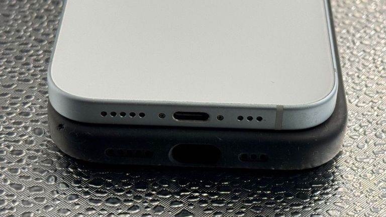 Apple iPhone 15 256GB Green Код:01-200501246. Зображення 7