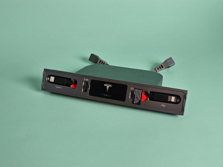 Купить Док-станція USB для Tesla Model 3/Y 2021-2023 Hub хаб. Новий.  Б/У