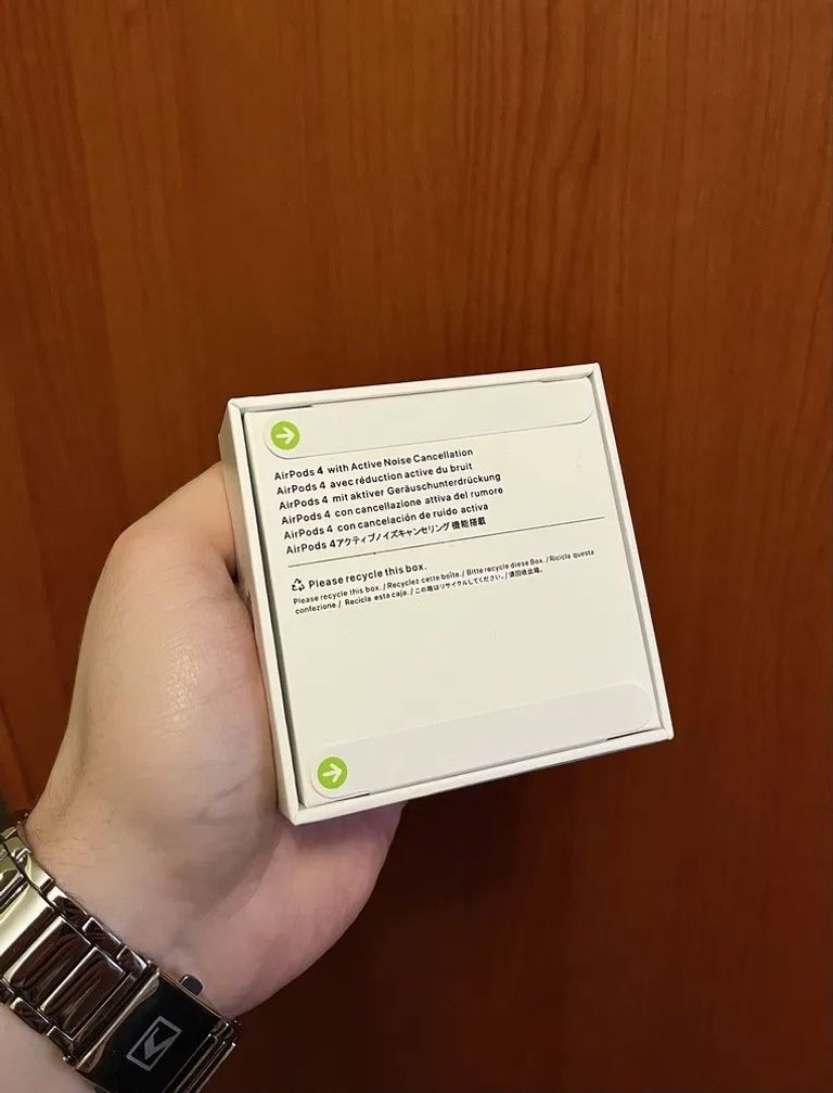 Оголошення AirPods 4 With Active Noise Cancellation Б/У