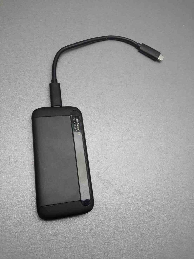 Купить Crucial X8 1 TB (CT1000X8SSD9) Б/У