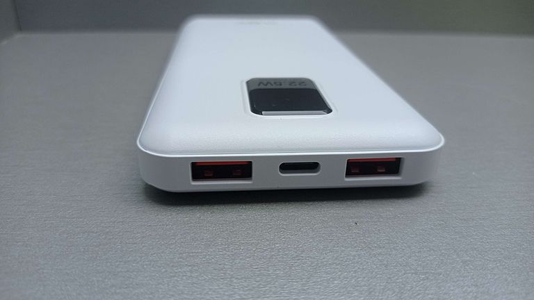 Дешево Klgo kp-43 10000 mah з ломбарду