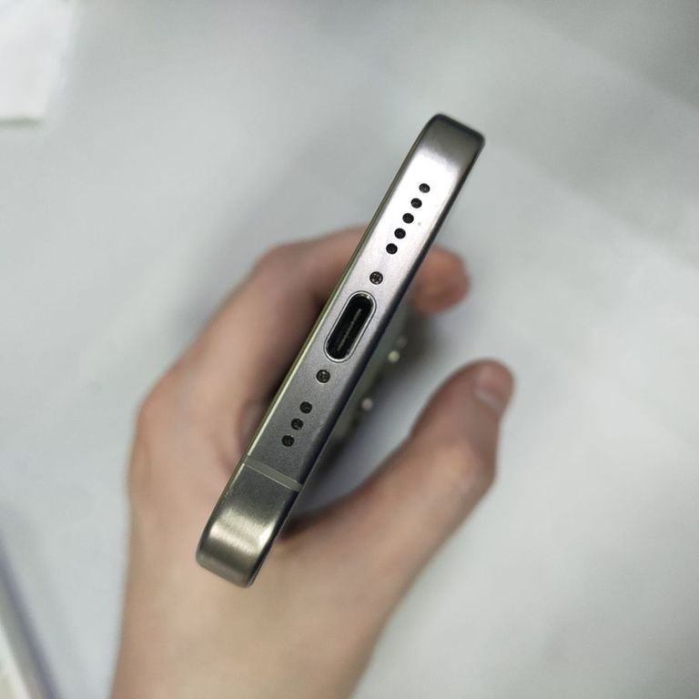 Apple iphone 15 pro 256gb Код:01-200583702. Зображення 5