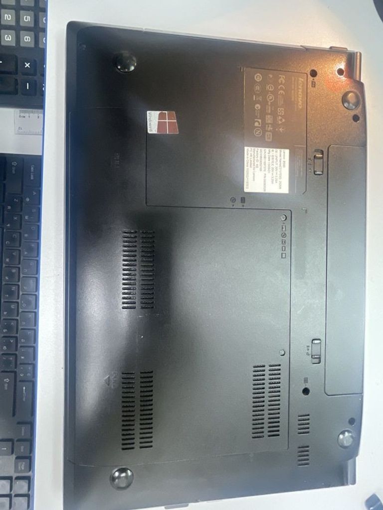 Дешиво Lenovo 16/celeron 1000m ddr3/2gb ddr3/hdd 500 gb/*інтегрована с ломбарда