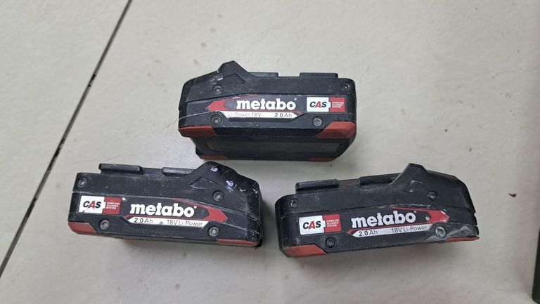 Оголошення Metabo bs18l/bs18l/3акб 2ah18v/зп Б/У