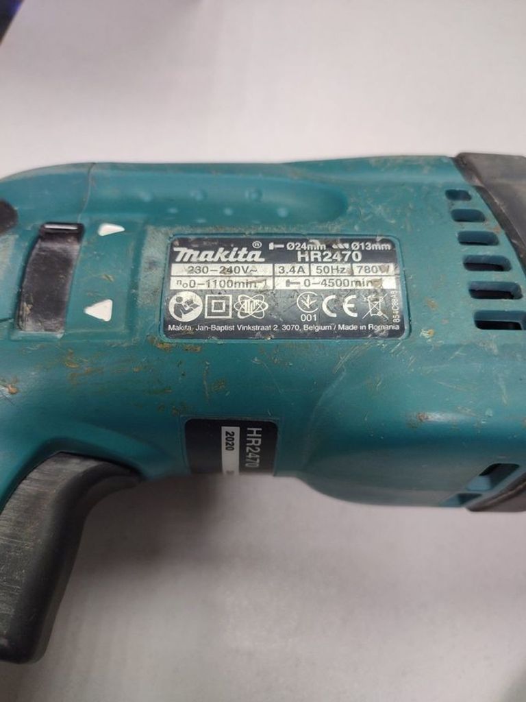 Купити Makita HR2470 Б/У