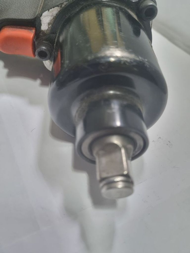 Дешево Dnipro-m PW-88 (98690000) з ломбарду