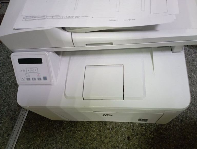 Дешиво Hp laserjet pro m227sdn с ломбарда