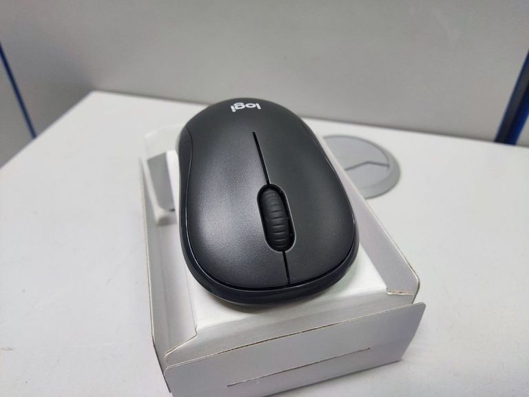 Купити Logitech M240 Off White (910-007120) Б/У