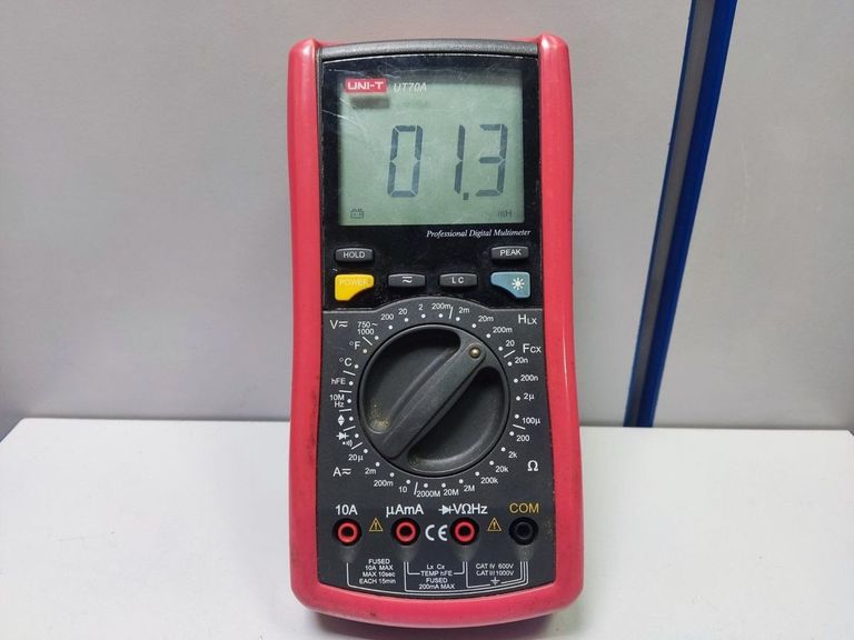 Оголошення Uni-t UT70A Б/У