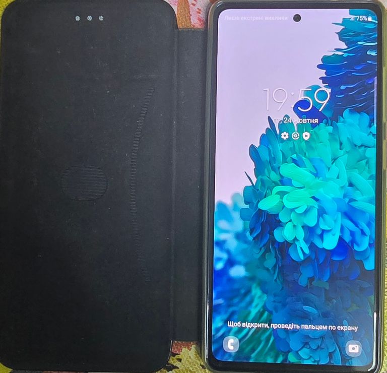 Купить Samsung galaxy s20 fe sm-g780g 8/256gb Б/У