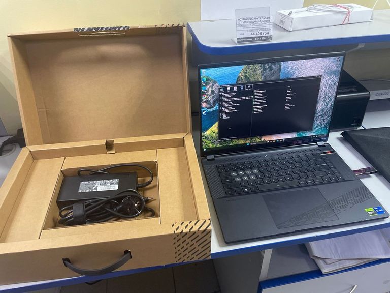 Купить Gigabyte 15/core i7-13650hx ddr5/16gb ddr5/ssd 960 gb/geforce rtx4060 8gb Б/У