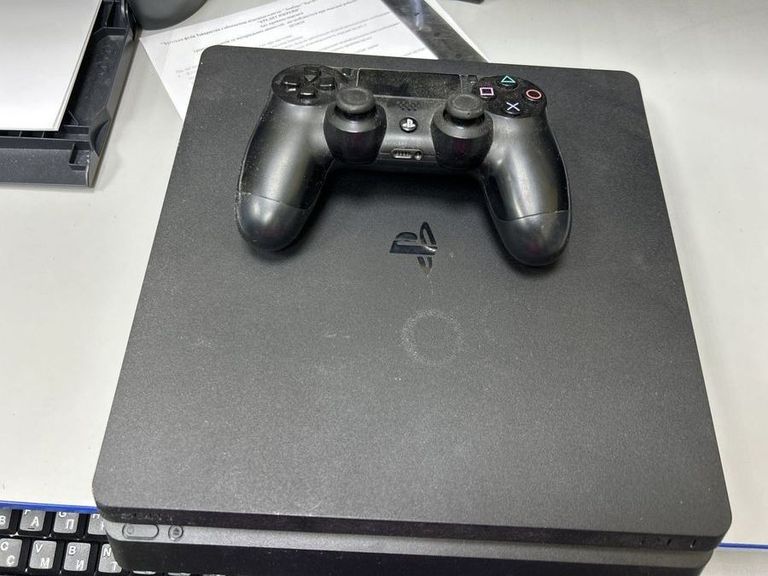 Дешиво Sony playstation 4 slim 500gb с ломбарда