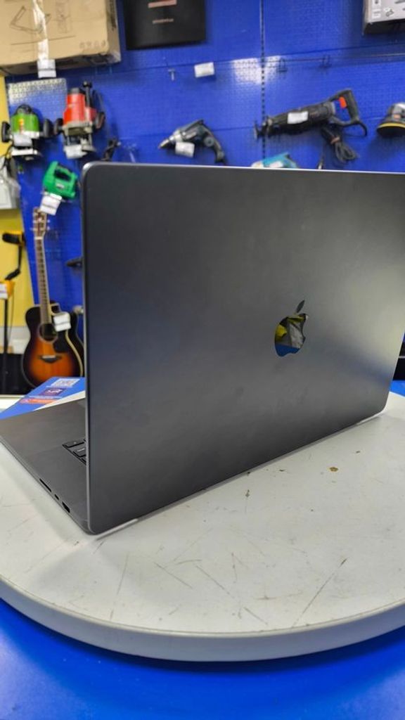Apple MacBook Pro 14" Space Black Late 2023 (Z1AU00299, Z1AU0024F) Код:01-200636347. Изображение 34