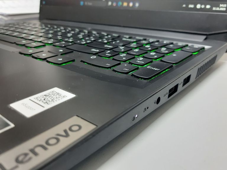 Дешиво Lenovo 15/ryzen 5 5500h ddr4/8gb ddr4/hdd *відсутній/ssd 250 gb/geforce rtx2050 4gb с ломбарда