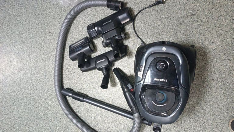 Купити Samsung Anti-Tangle VC07M31C0HG Б/У