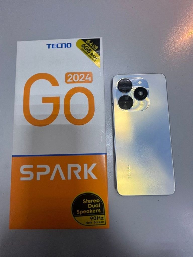 Дешево Tecno spark go 2024 3/64gb з ломбарду