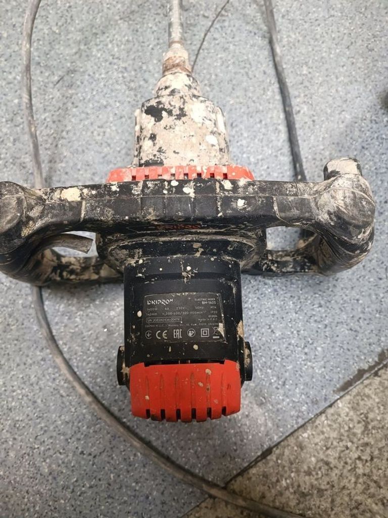 Объявление Dnipro-M bm-142s з розмішувачем Б/У