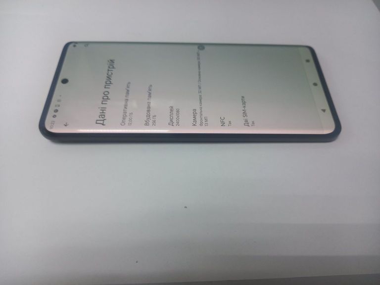 Дешево Motorola edge 40 neo 12/256gb з ломбарду