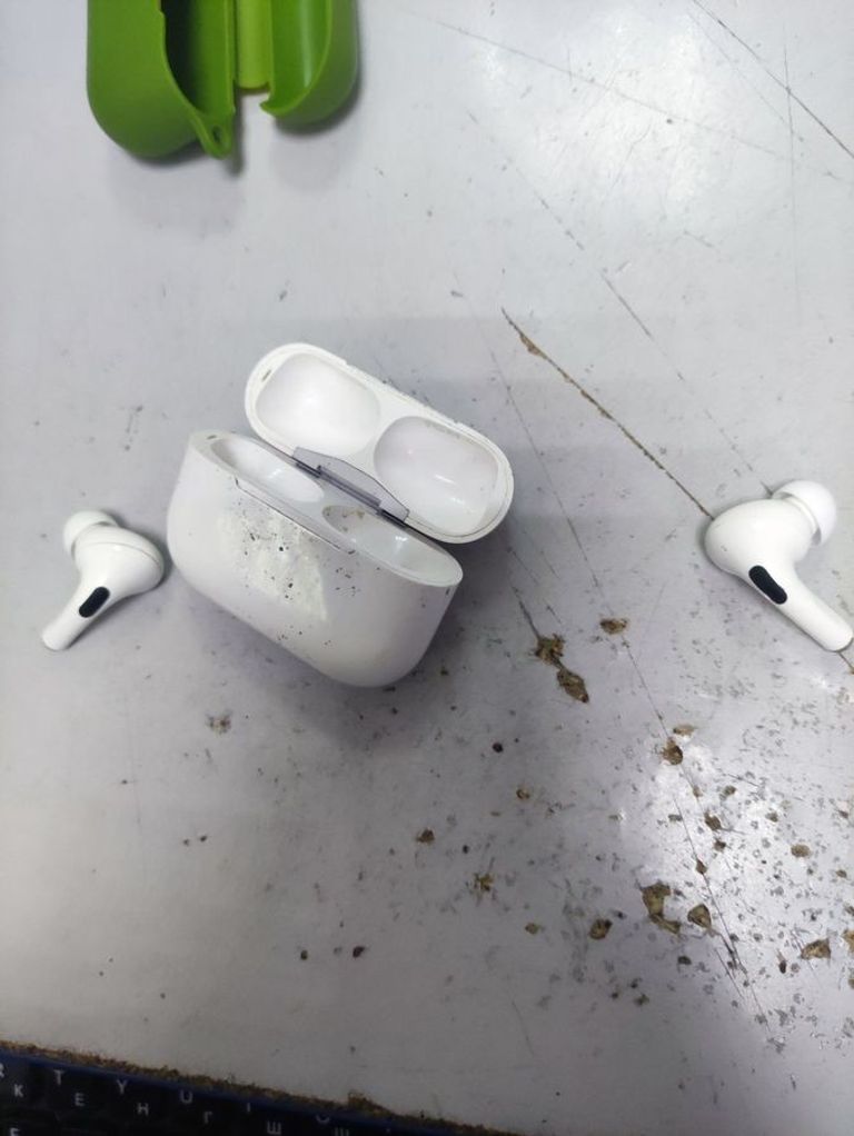 Купить Apple (Копія) airpods pro a2190,a2084+a2083- Б/У