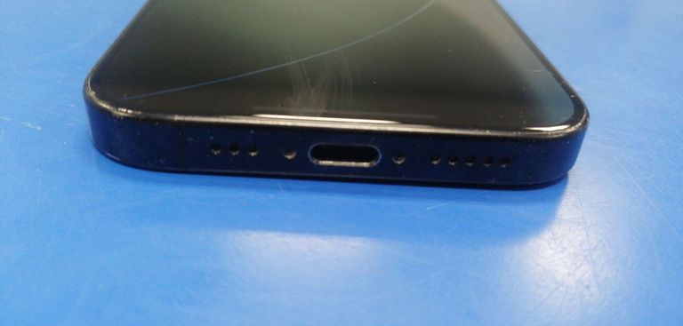 Apple iphone 16 pro 256gb Код:01-200821415. Зображення 5