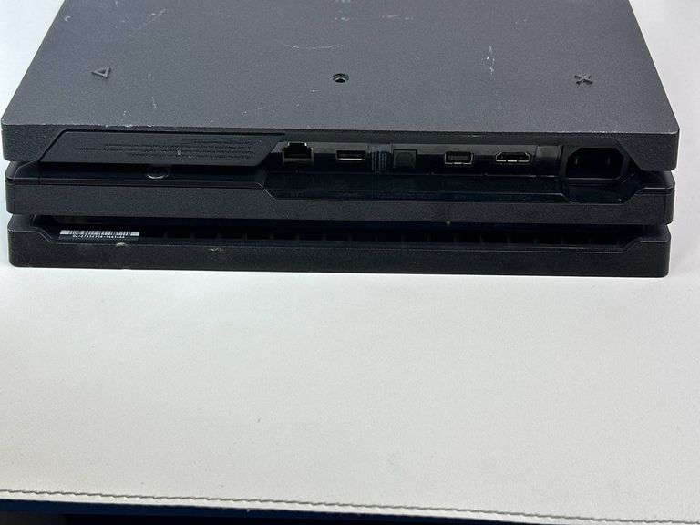 Розпродаж Sony playstation 4 pro, продавець Техноскарб