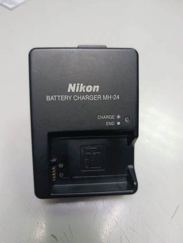 Nikon d3400 + 18-55mm 1:3.5-5.6 g Код:01-200828349. Зображення 6