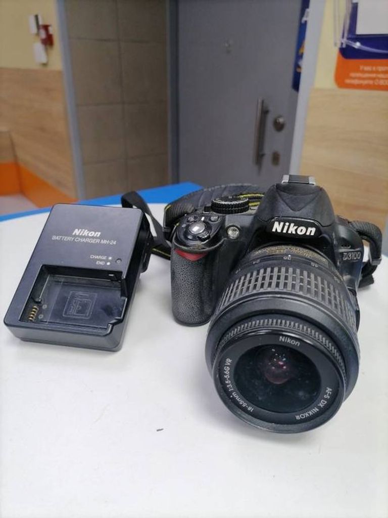 Купить Nikon d3100 nikon nikkor af-s 18-55mm 1:3.5-5.6g vr dx swm aspherical Б/У