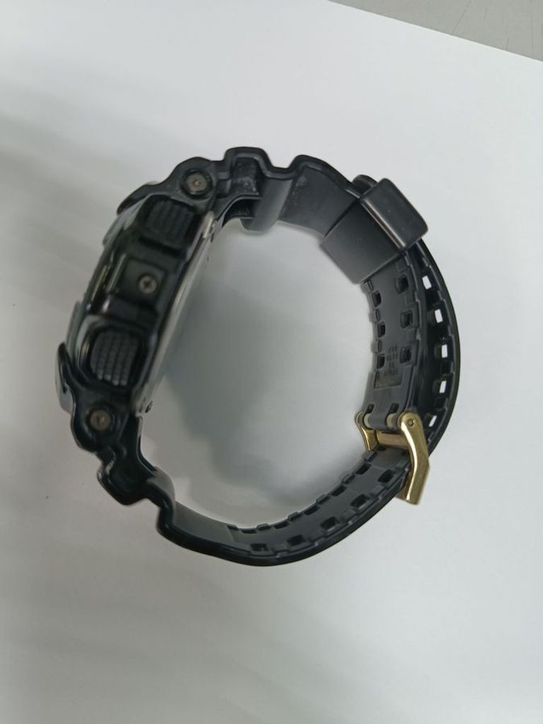 Дешиво Casio ga-110gb с ломбарда