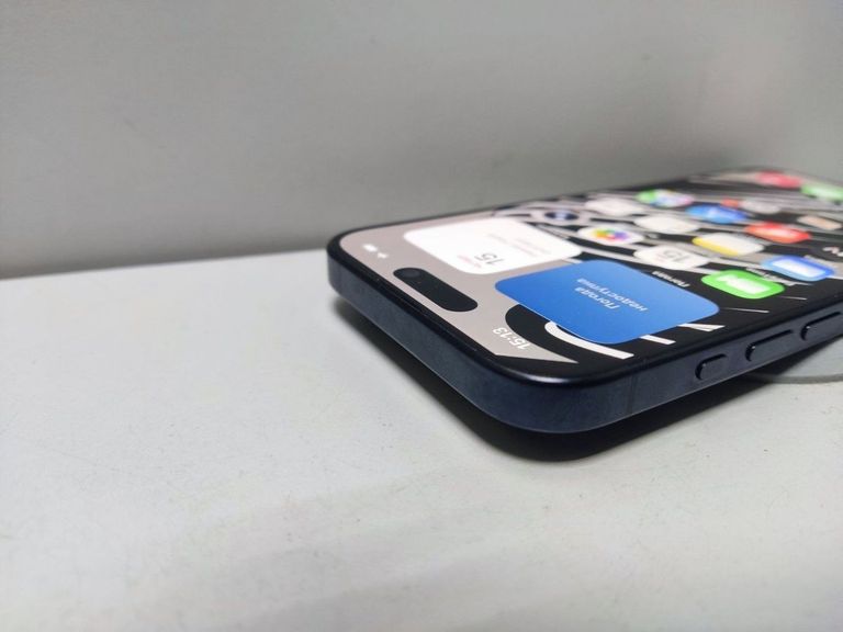 Apple iphone 15 pro 128gb Код:01-200843999. Изображение 11