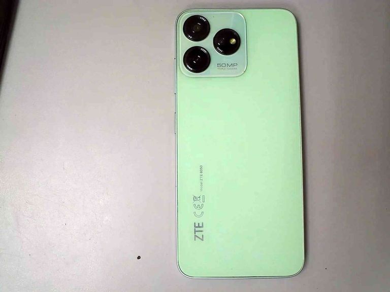 Объявление Zte Blade V50 Design 8/128GB Black Б/У