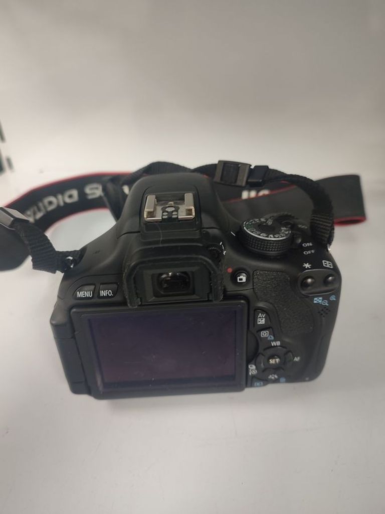 Canon eos 600d + ef-s 18-55mm 1:3.5-5.6 is ii Код:01-200846984. Зображення 6