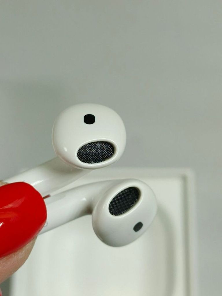 Дешево Apple airpods 4 з ломбарду