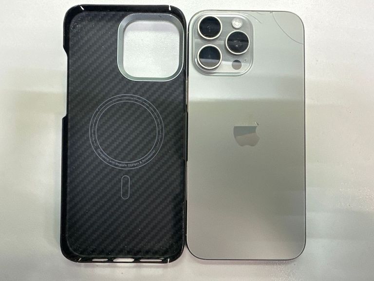 Оголошення Apple iphone 16 pro max 1tb Б/У