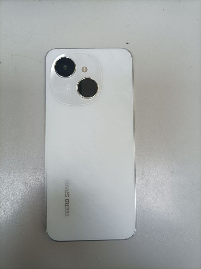 Дешево Tecno spark go 1 kl4 3/128gb з ломбарду