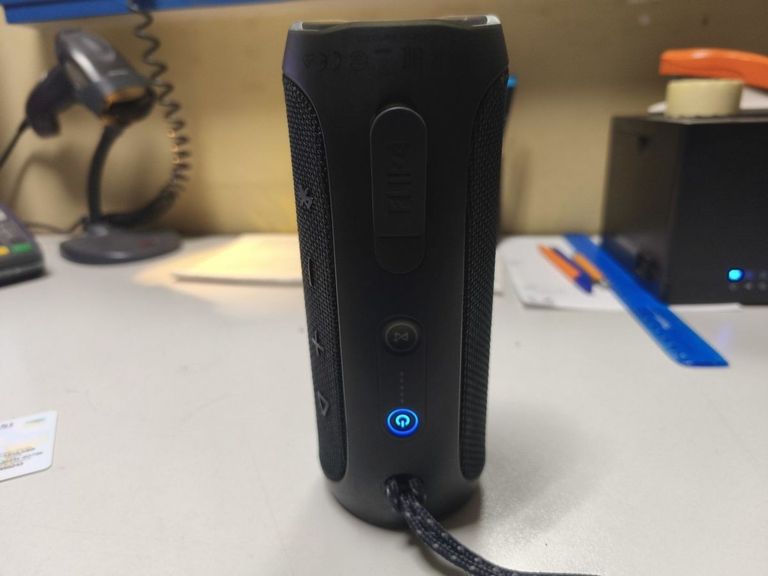 Оголошення Jbl flip 4 Б/У