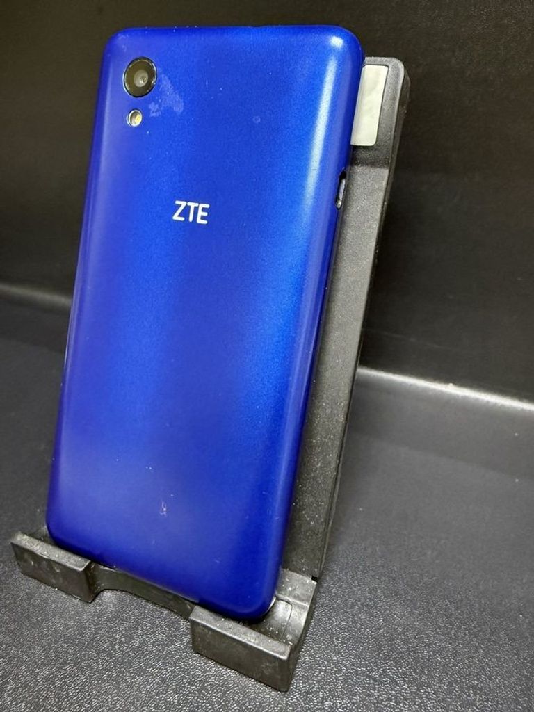 Купить Zte Blade L8 1/16GB Black Б/У