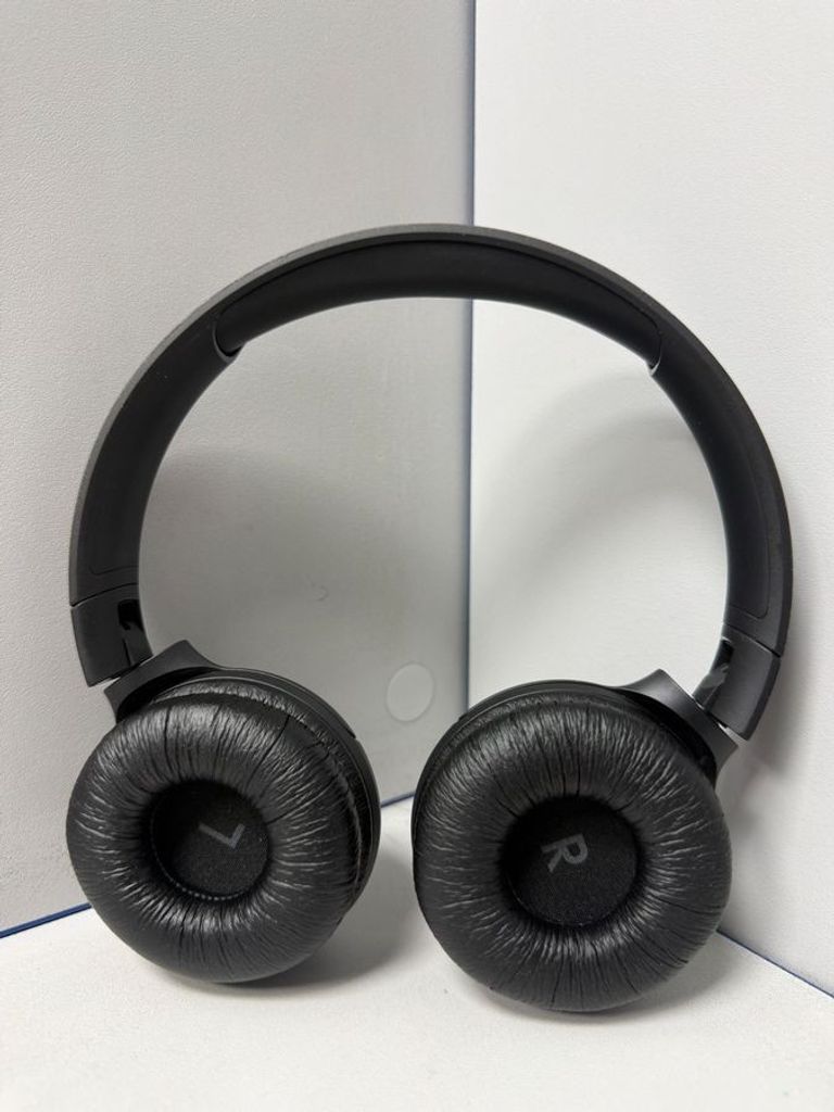 Дешиво Jbl tune 510bt с ломбарда