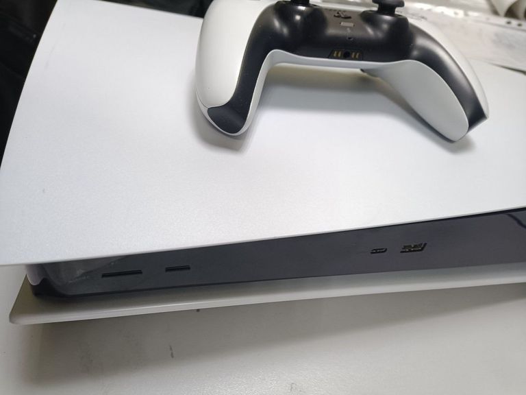 Дешево Sony PlayStation 5 825GB з ломбарду